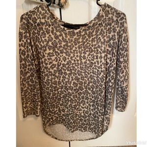 Cheetah print quarter sleeve shirt
